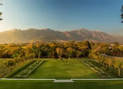 Leeu Estates